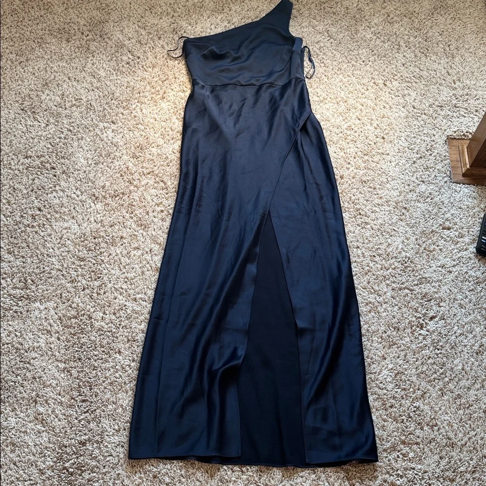 NWT BHLDN Scottie One-Shoulder Side-Slit Stretch Satin Maxi Dress Anthropologie - Picture 5 of 12